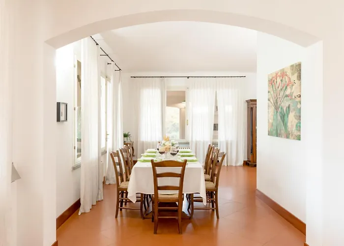 La Scuderia 8, Emma *